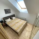Downtown Gozsdu Vibe Budapest