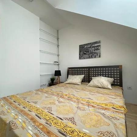 Downtown Gozsdu Vibe